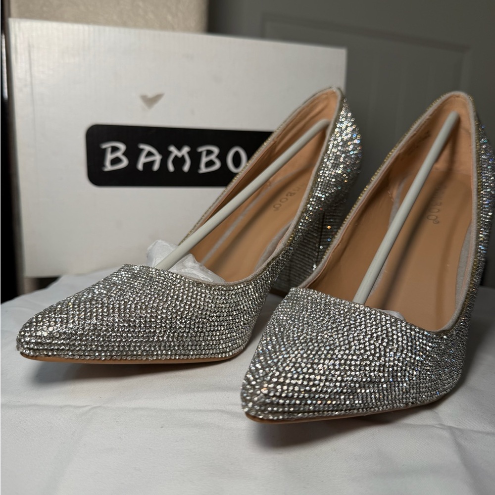 Bamboo Women's crystals Silver Heels